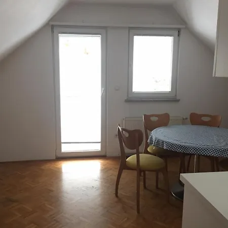 Apartmaji Appartamento *