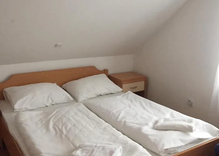 شقة Apartmaji كْرانْيِسكا غورا